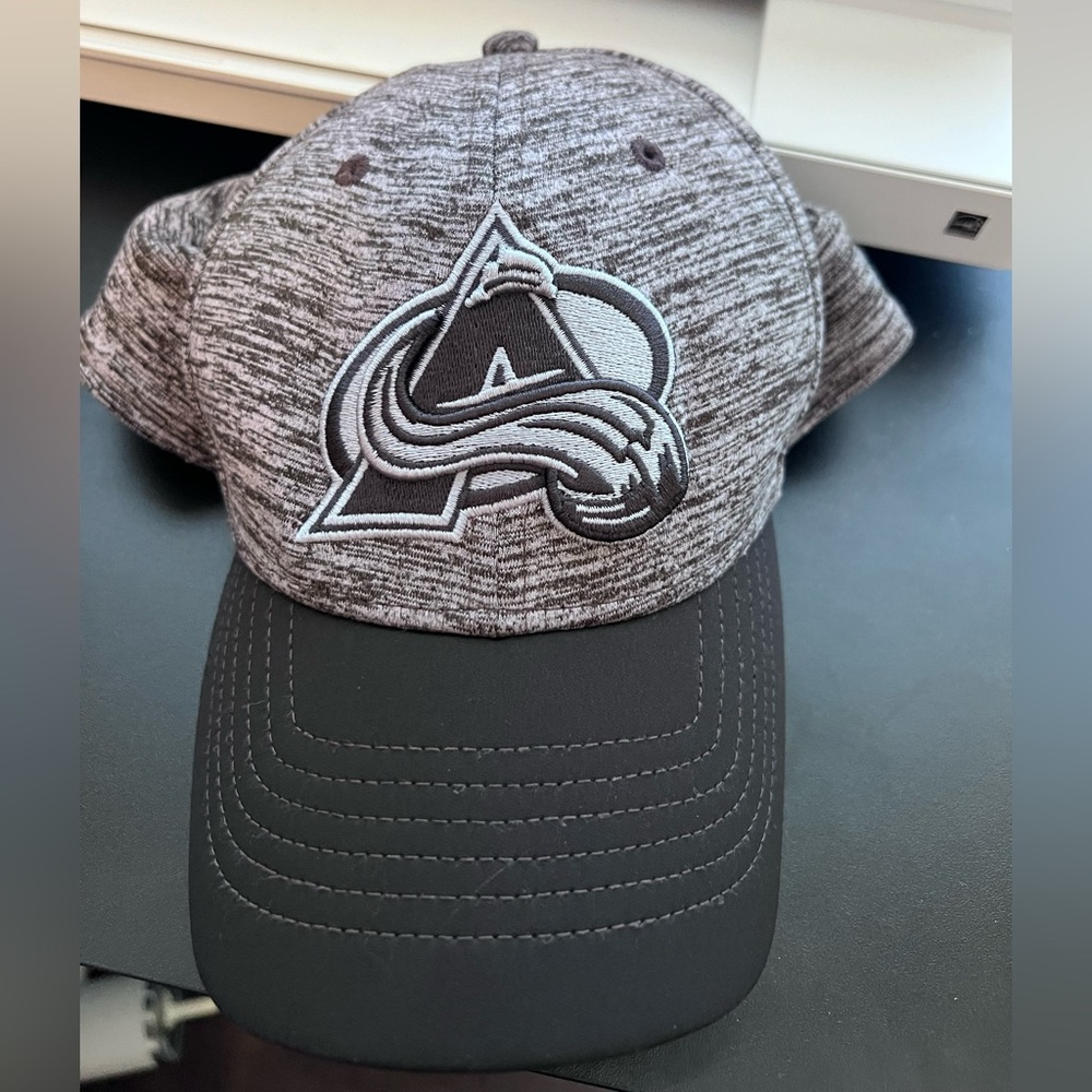 Colorado Avalanche Hockey Men’s Baseball Cap Hat